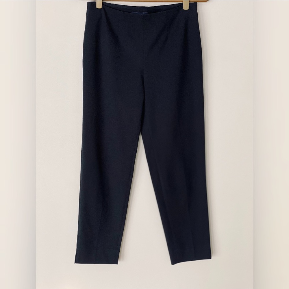 Lands End Black Slim Leg Capris